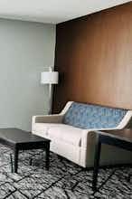 Hotel Hawthorn Chambersburg photo 5