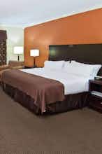 Hotel Wyndham Lake Charles photo 2