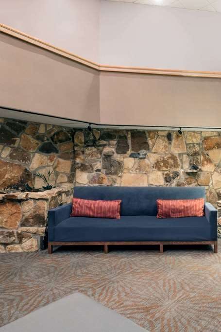 Hotel DoubleTree by Hilton Laredo photo 2