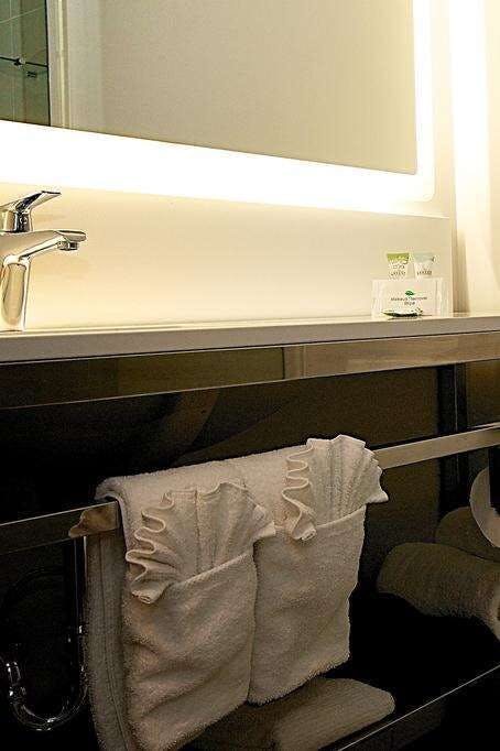 Hotel Coast Nisku Inn & Conference Centre photo 1