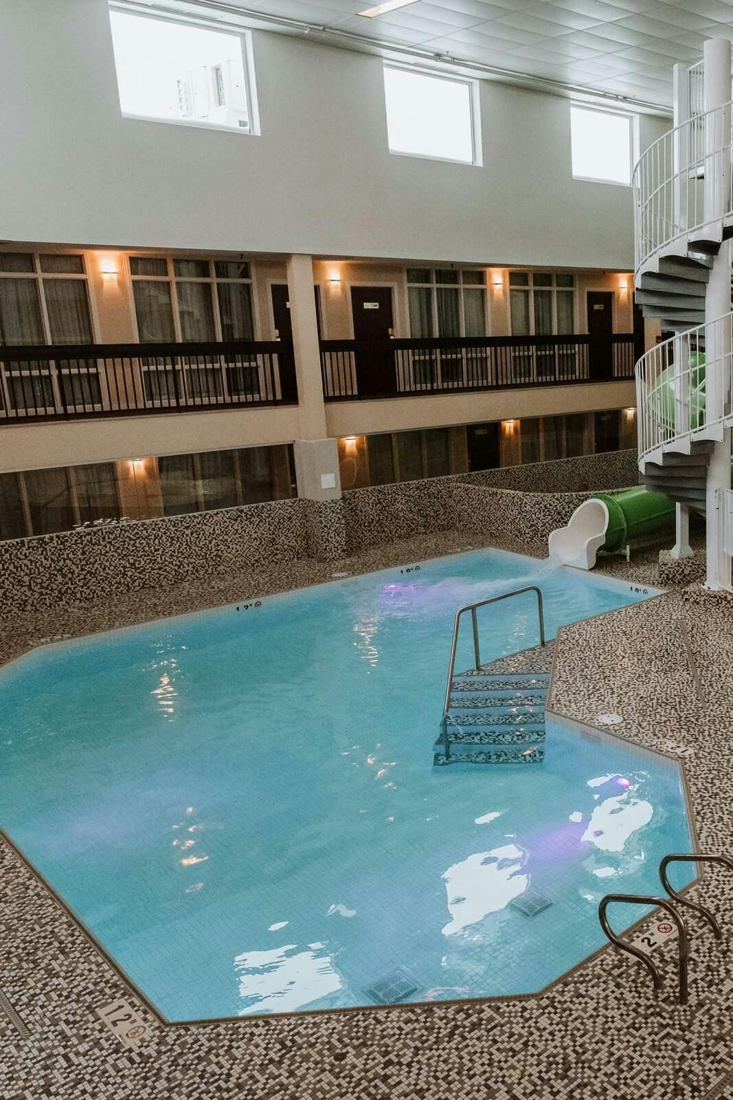 Hotel Coast Nisku Inn & Conference Centre photo 2