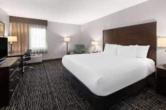 Hotel La Quinta Inn Sheboygan photo 1