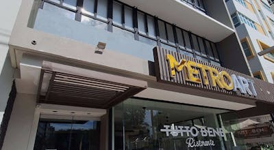 MetroArt Hotel
