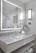 Hotel Sonesta Hotel Baltimore Inner Harbor photo 4