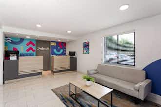 Hotel Howard Johnson Orlando LBV S photo 4