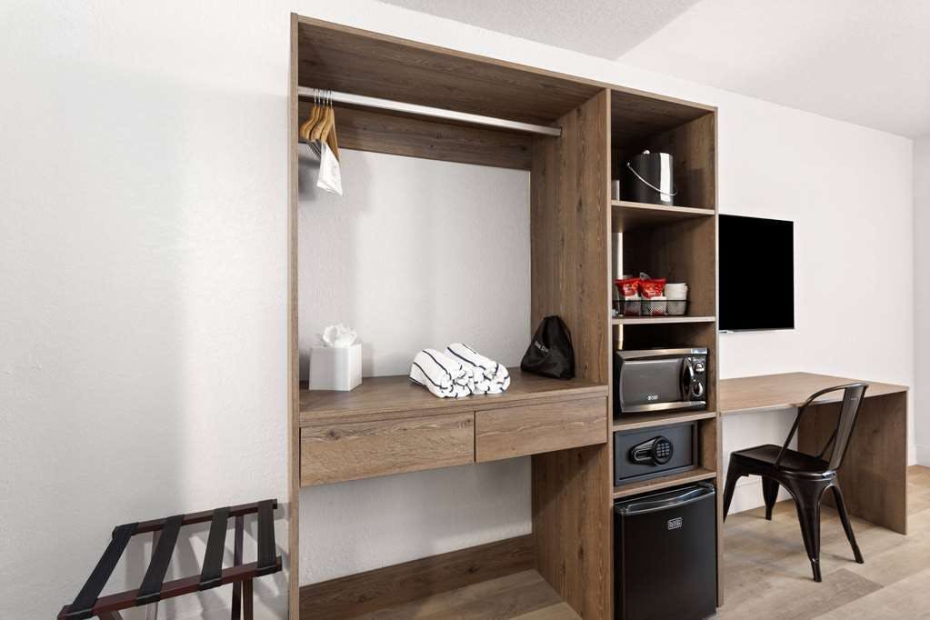 Hotel Howard Johnson Orlando LBV S photo 2