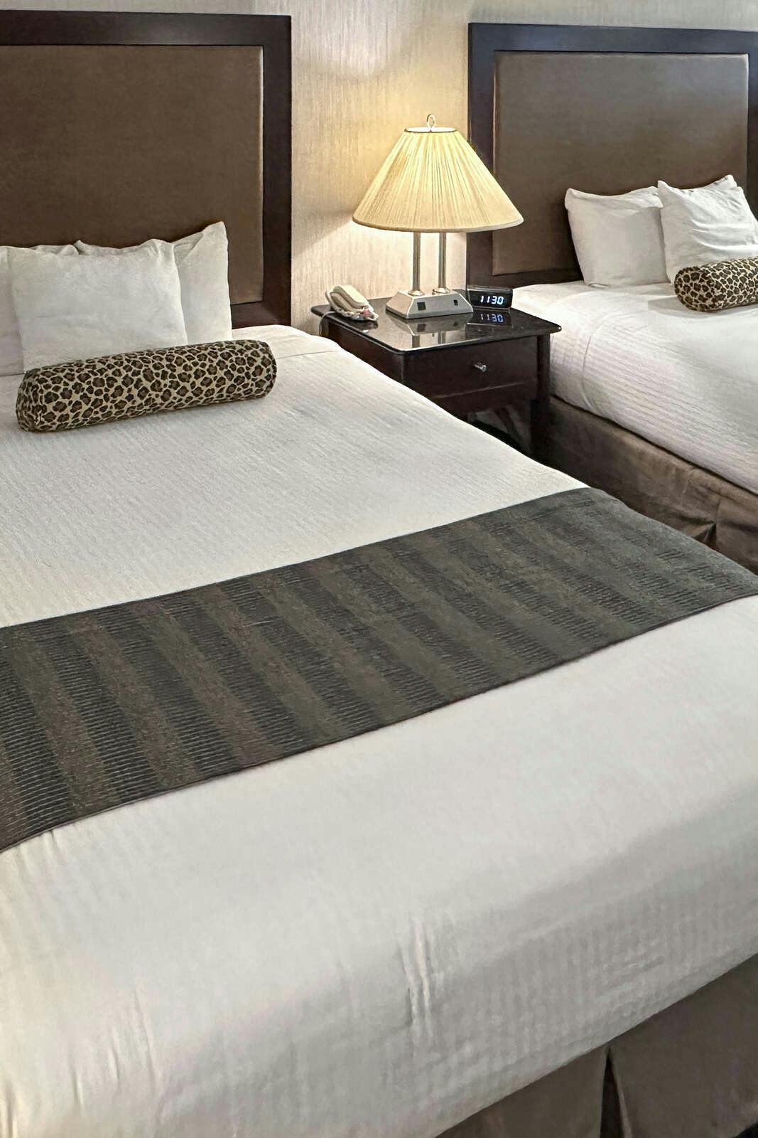 Hotel Sojourn Suites Portland Airport photo 5