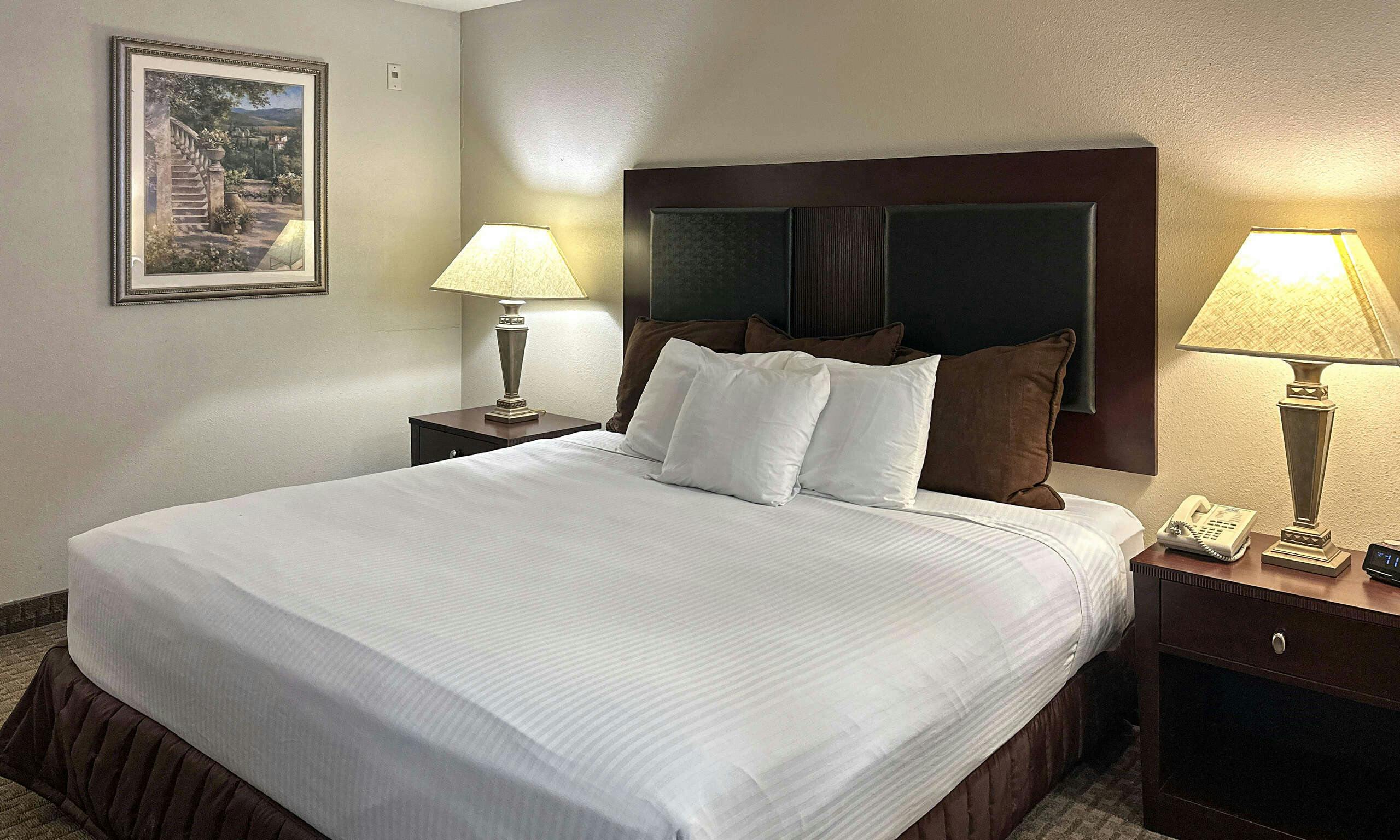 Hotel Sojourn Suites Portland Airport photo 1