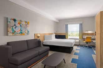 Hotel Microtel Lachute photo 3