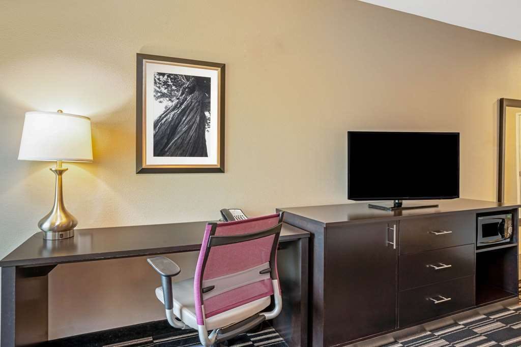 Hotel La Quinta Inn & Suites by Wyndham Tumwater - Olympia photo 4