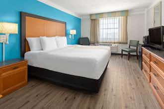 Hotel La Quinta Inn Pittsburgh AP photo 3
