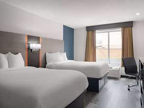 Hotel Baymont Indianapolis EastX photo 4
