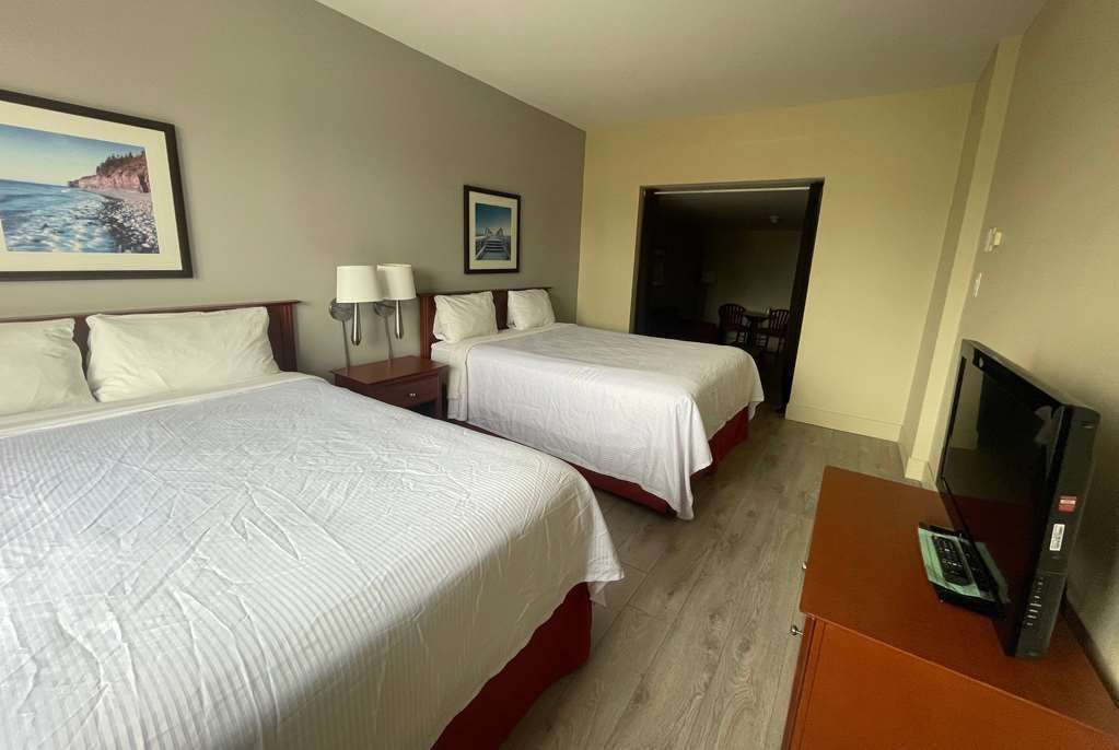 Hotel Super 8 by Wyndham Campbellton NB photo 3