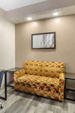 Hotel Red Roof Inn & Suites Clinton, MS photo 5