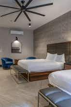 Hotel The Bee Hotel photo 3