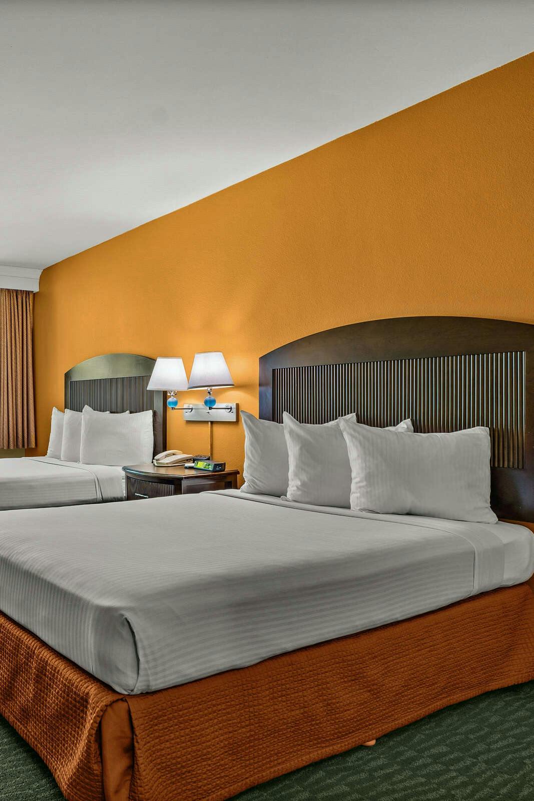 Hotel Airport Honolulu Trademark photo 3