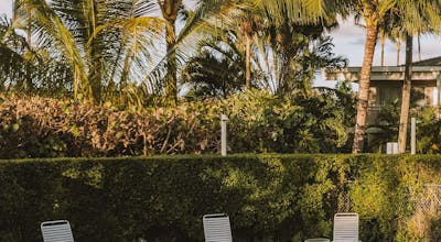 Plantation Hale Suites