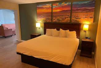 Hotel Days Inn by Wyndham Nacogdoches/SFA University/Downtown photo 2
