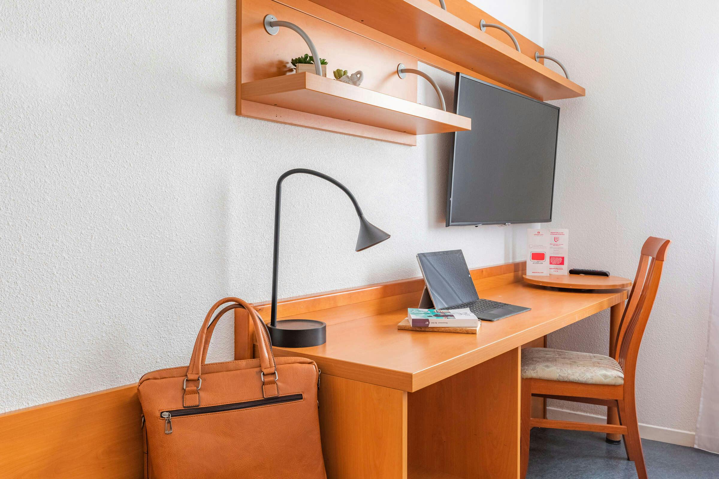 Hotel Appart'City Confort Marseille Centre Prado Vélodrome photo 3