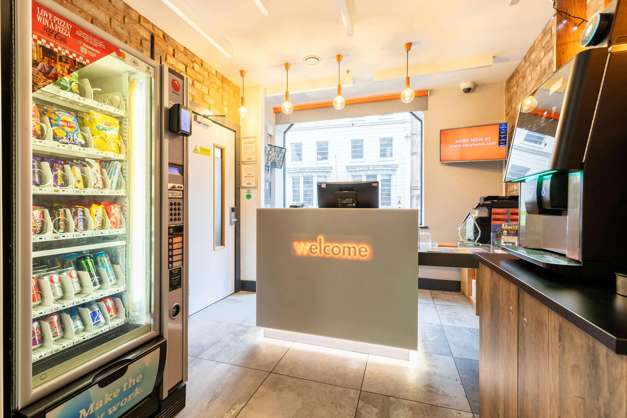 Hotel easyHotel Liverpool photo 2