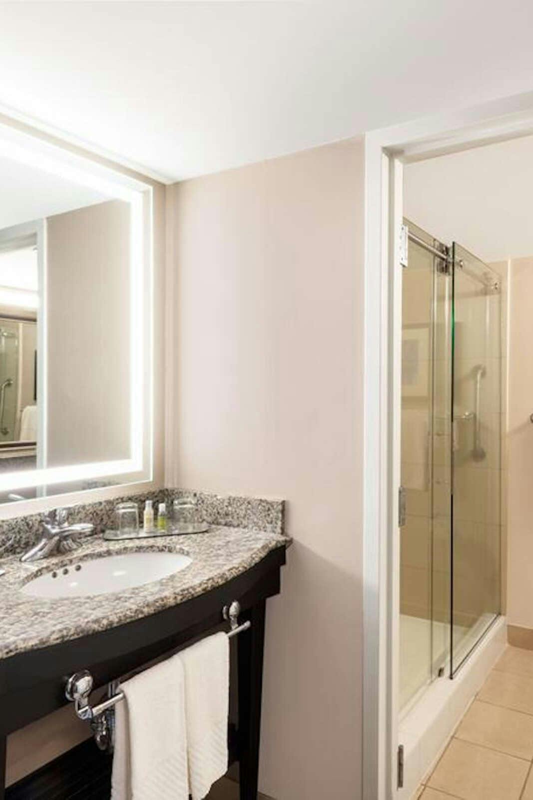 Hotel DoubleTree by Hilton Denver Cherry Creek photo 5