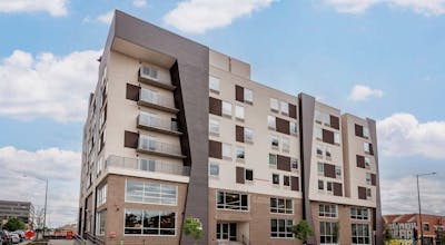 Vīb Best Western Denver RiNo