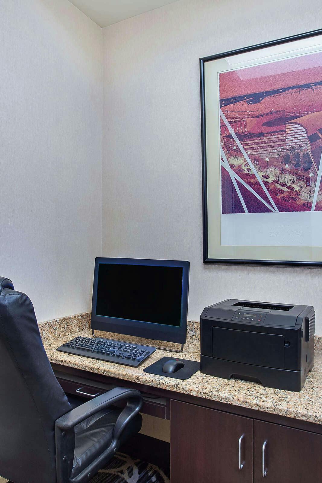 Hotel Holiday Inn Louisville Airport Fair/Expo, an IHG Hotel photo 4