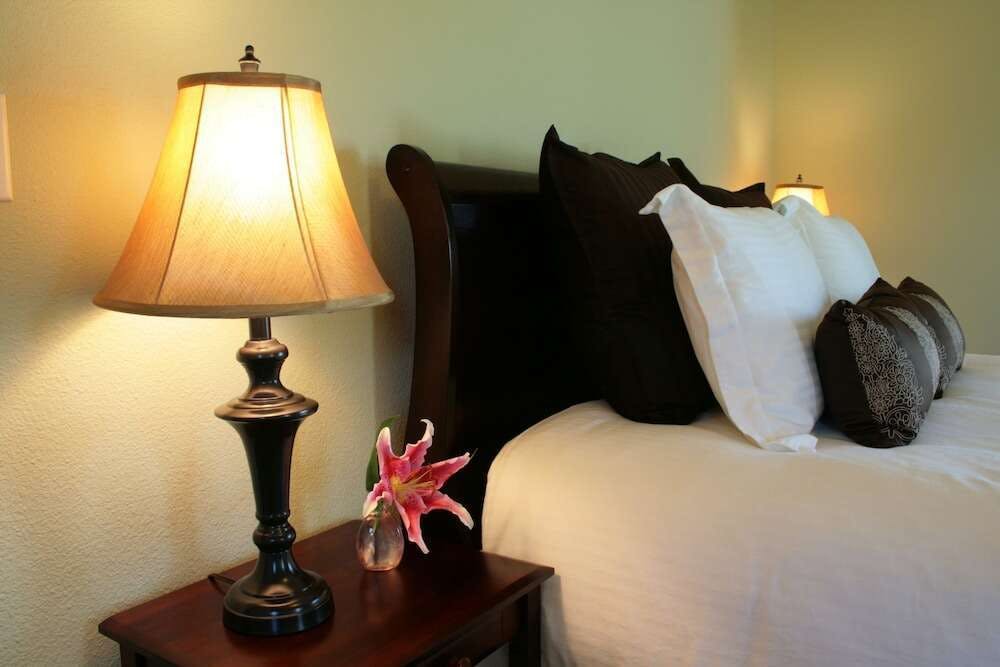 Hotel La Bastide Bed & Breakfast photo 2