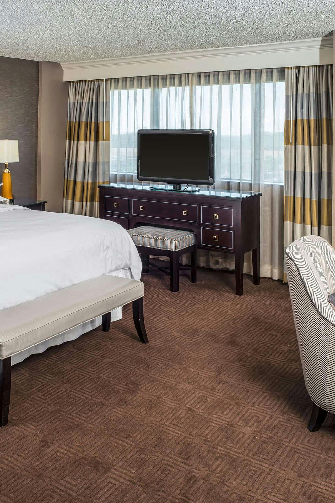 Hotel Sheraton North Houston at IAH photo 3