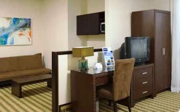 Hotel Rincón del Valle Hotel & Suites photo 4