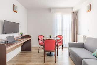 Hotel Appart'City Confort Cherbourg photo 4
