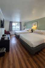 Hotel Marina Village Inn photo 5