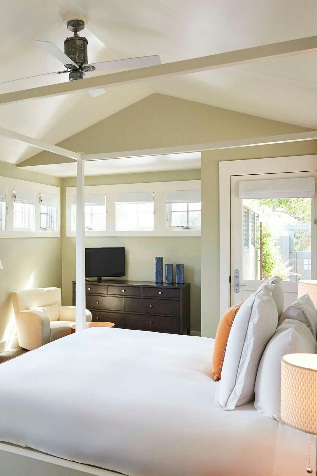 Hotel Carneros Resort & Spa photo 2