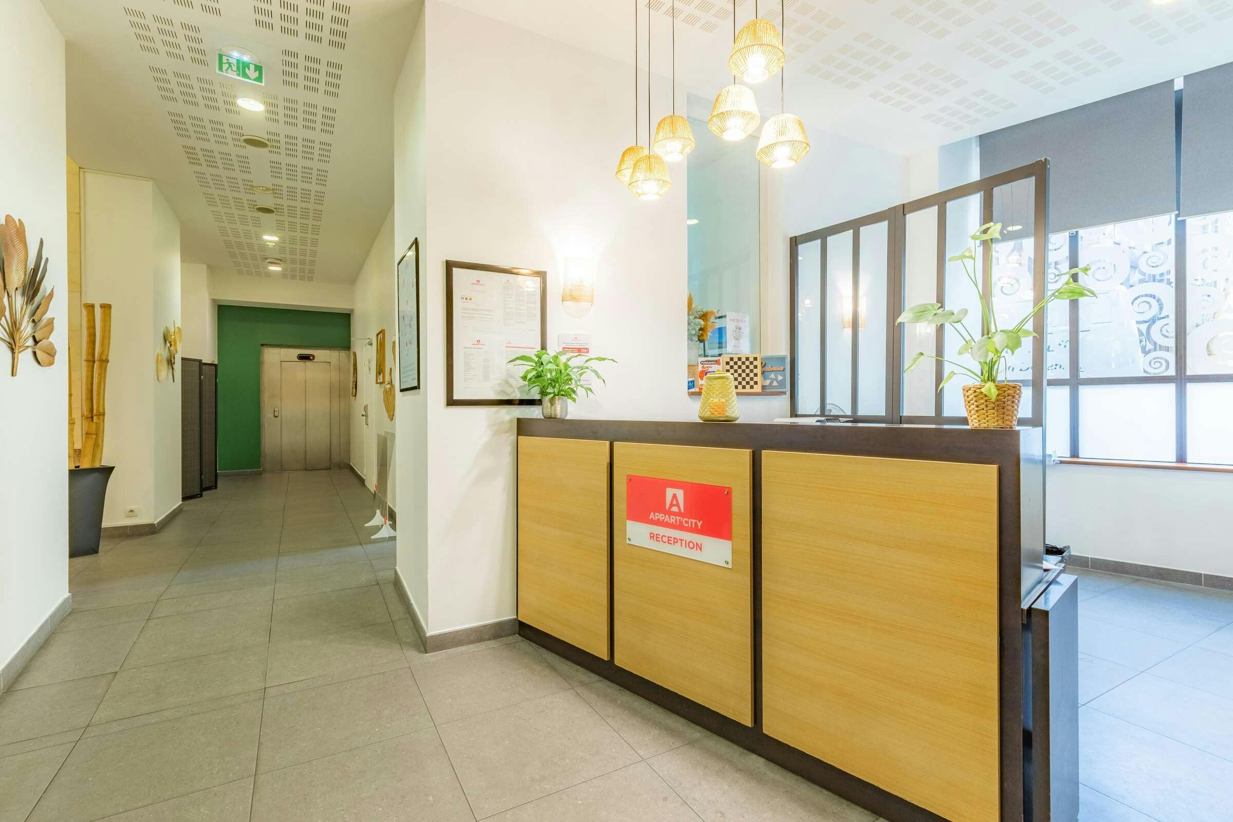 Hotel Appart'City Classic Marseille Aéroport - Vitrolles photo 2