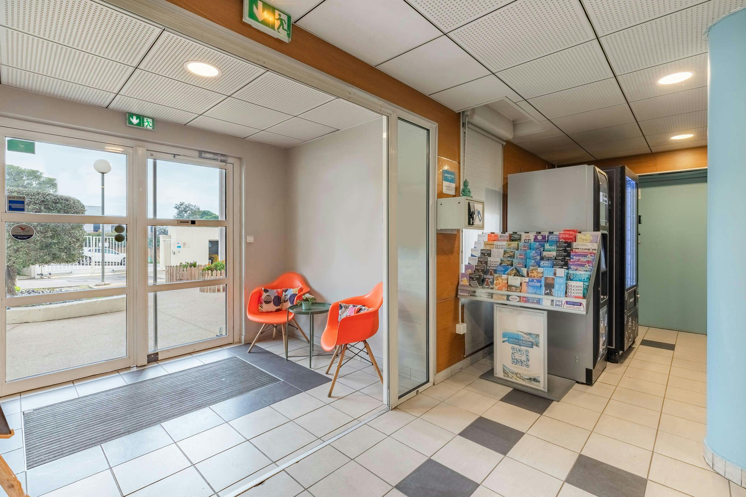 Hotel Appart'City Classic Marseille Aéroport - Vitrolles photo 4