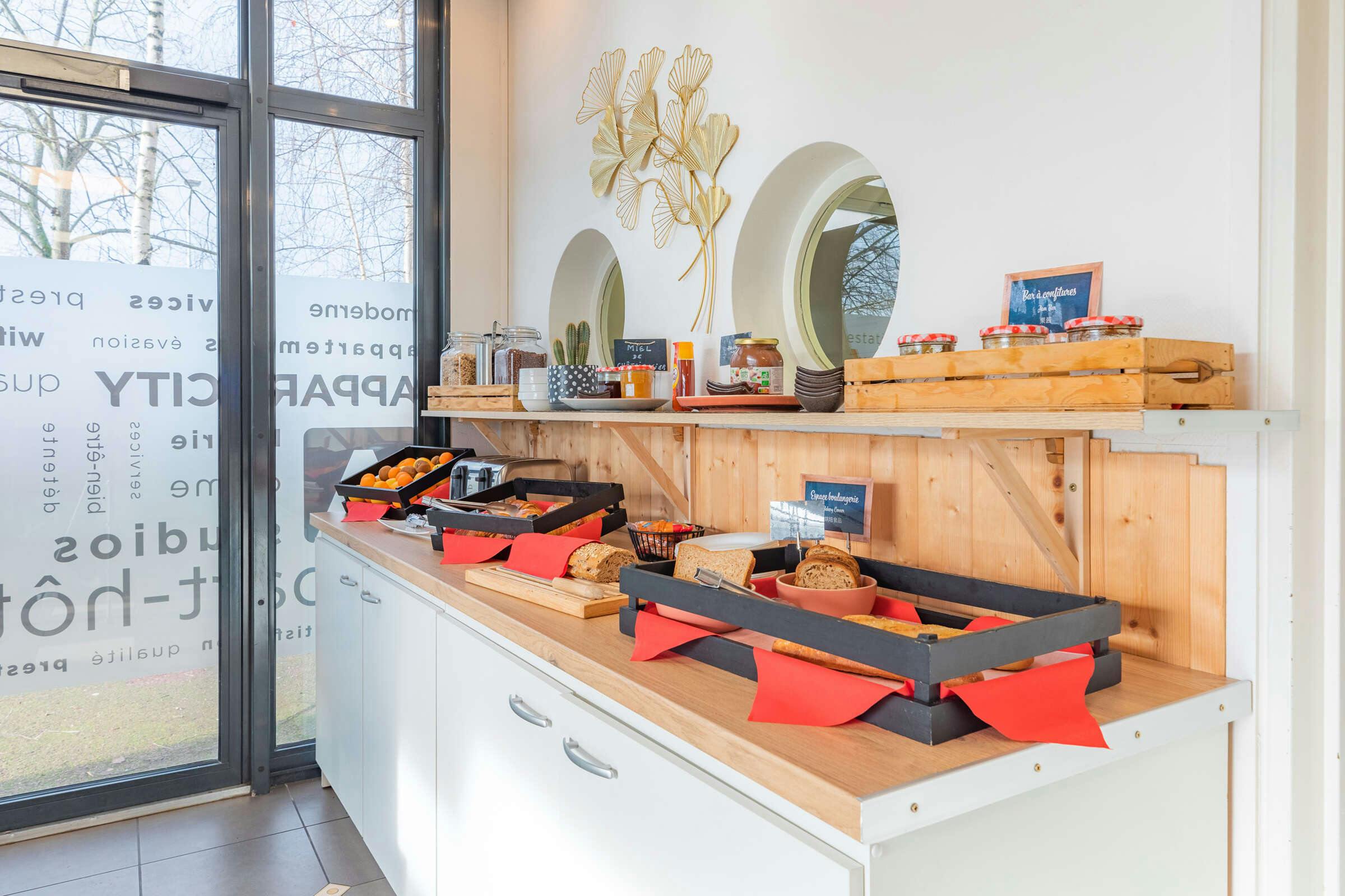 Hotel Appart'City Classic Caen photo 3
