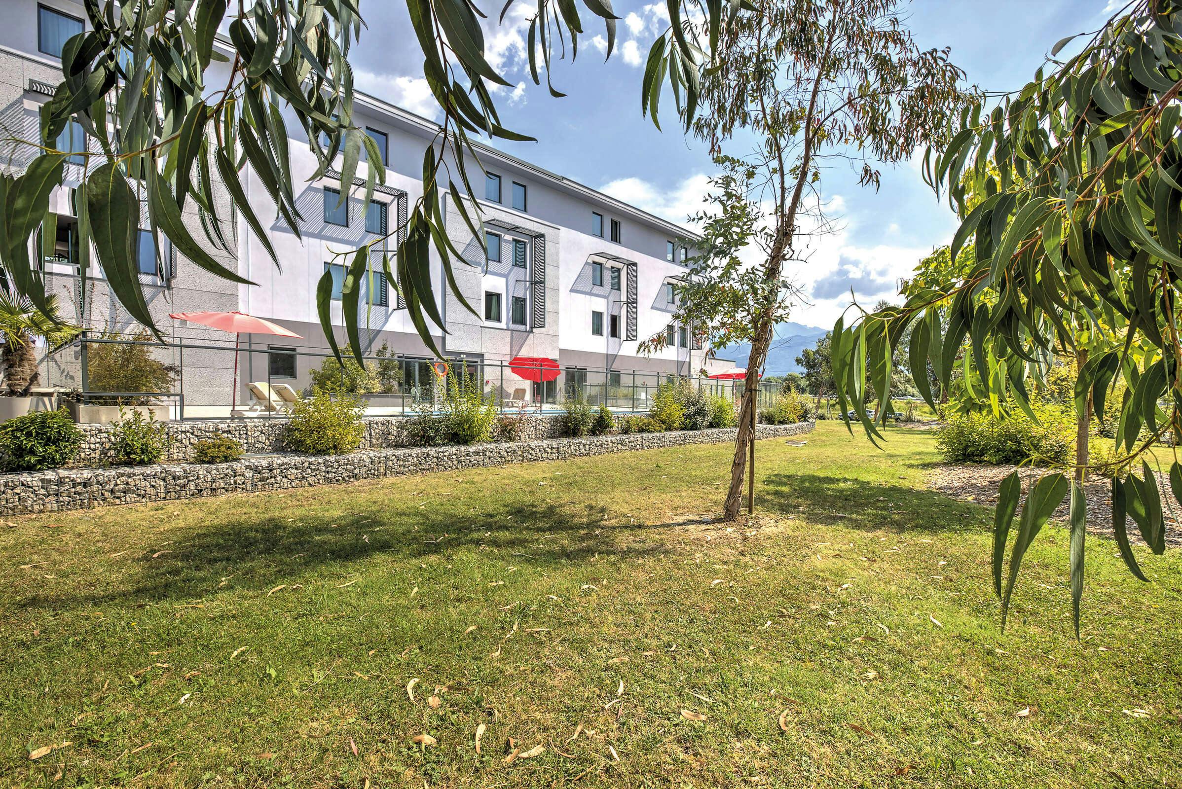 Hotel Appart'City Confort Grenoble Inovallée photo 2