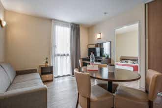 Hotel Appart'City Classic Nîmes Centre photo 2