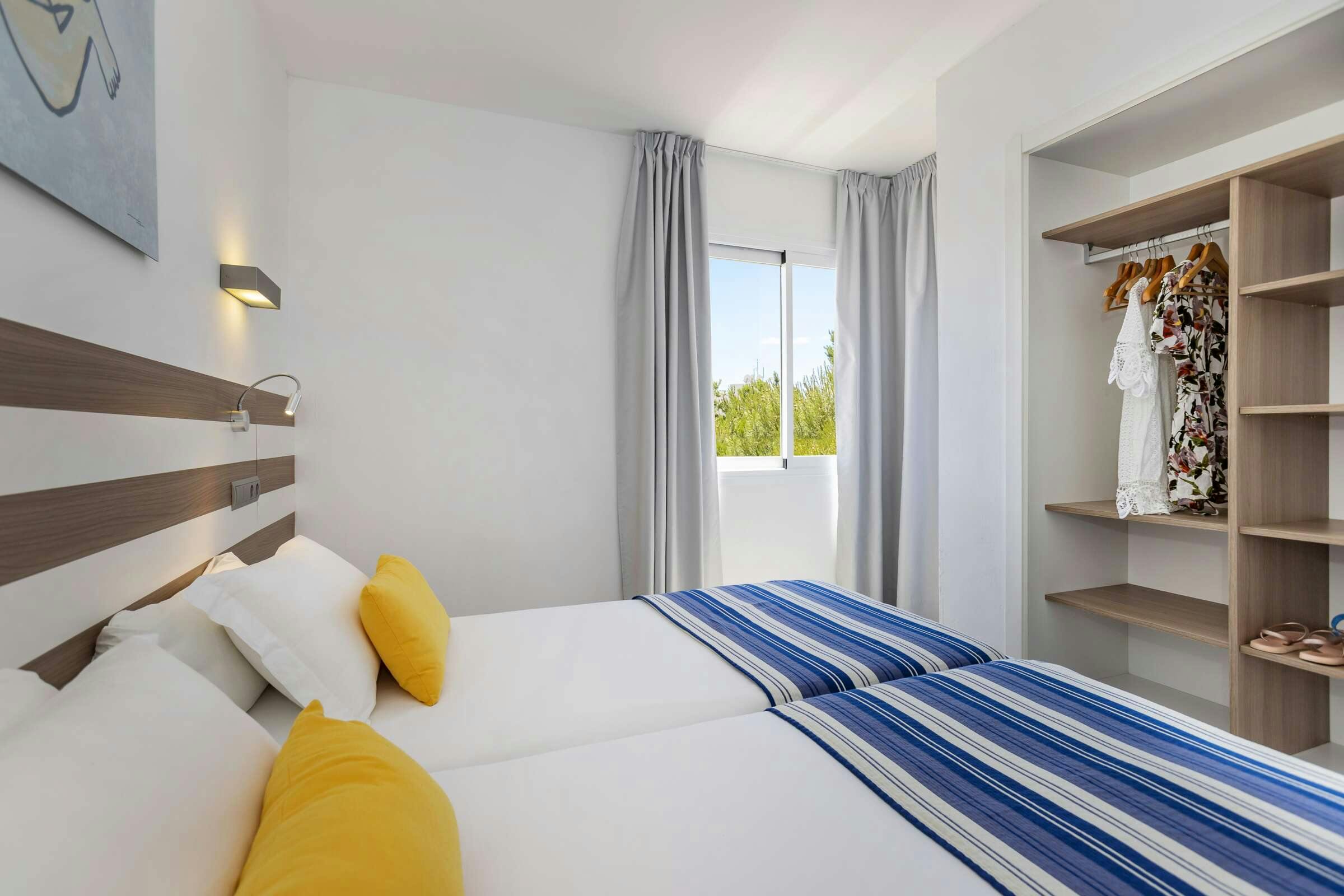 Hotel Aparthotel Houm Plaza Son Rigo photo 3