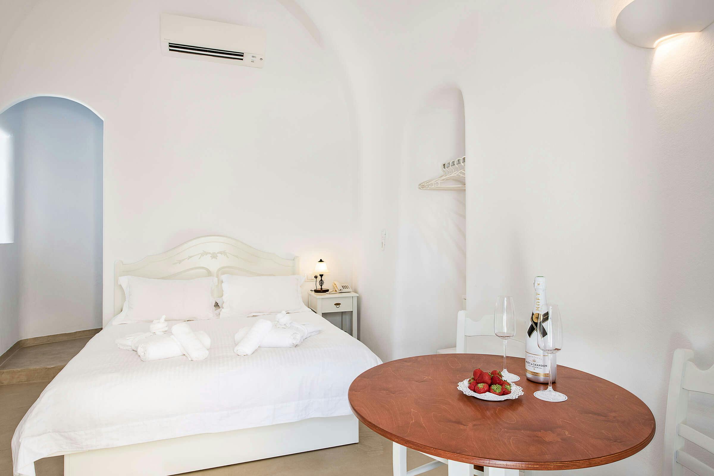 Hotel Pantelia Suites photo 1