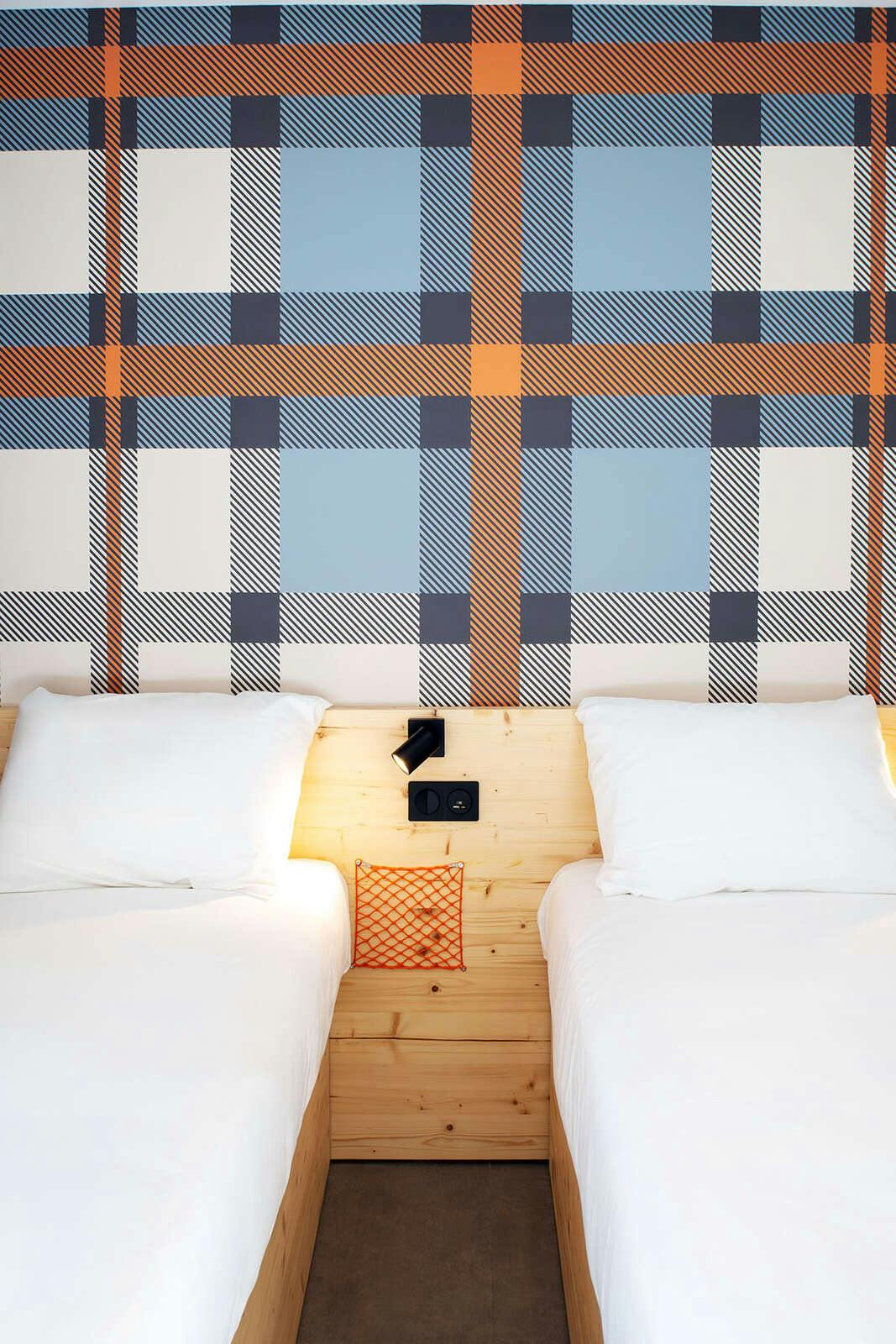 Hotel easyHotel Marseille Euromed photo 5