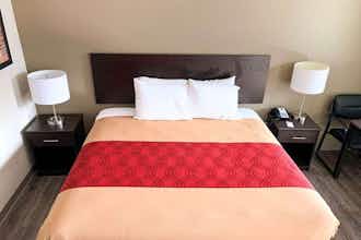 Hotel Studio6 Suites Vancouver, WA - Waterfront photo 1