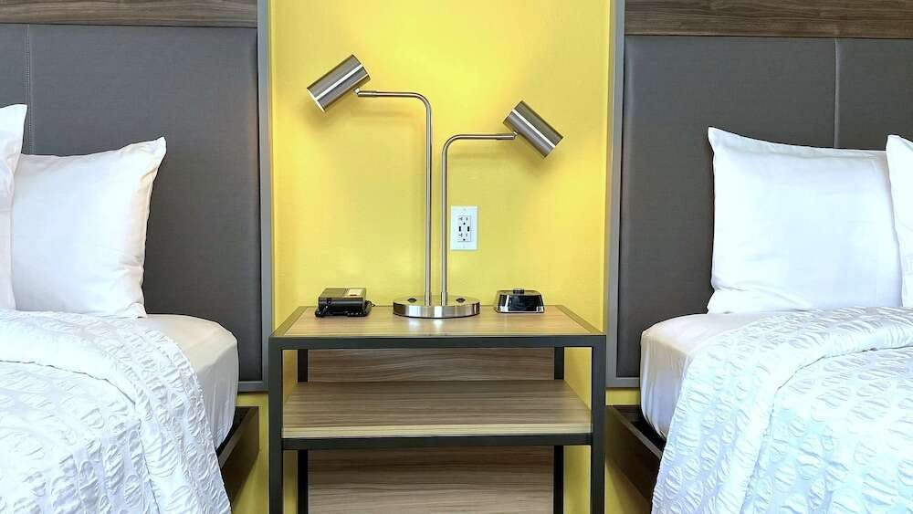 Hotel Tru By Hilton Baltimore Harbor East Md photo 2