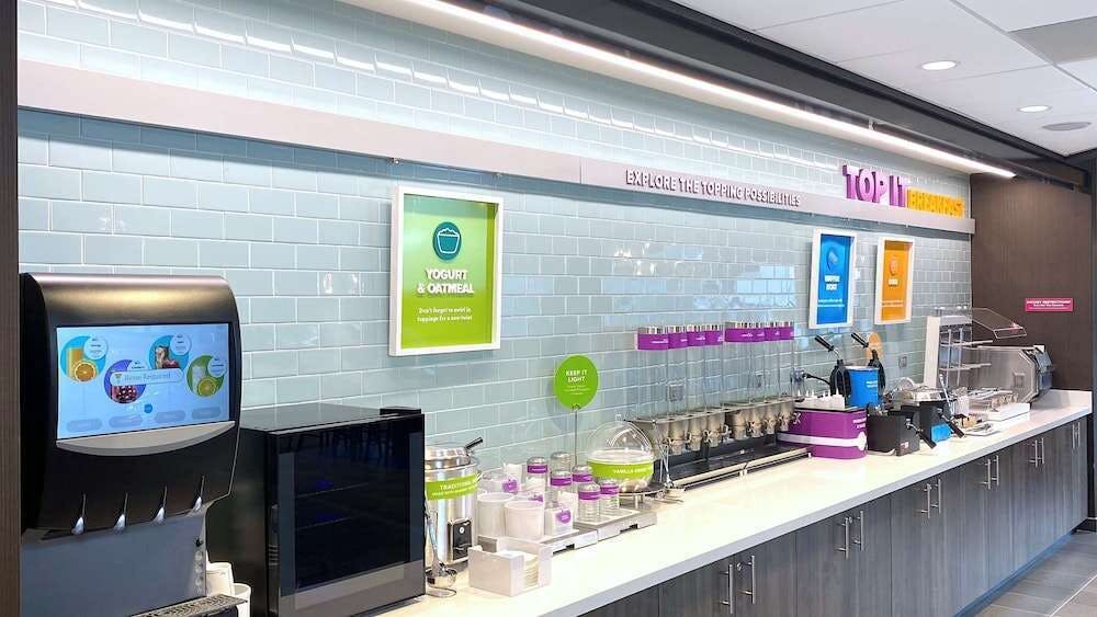 Hotel Tru By Hilton Baltimore Harbor East Md photo 4