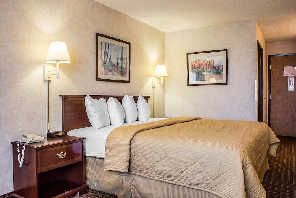 Hotel Quality Inn & Suites Yuma photo 2