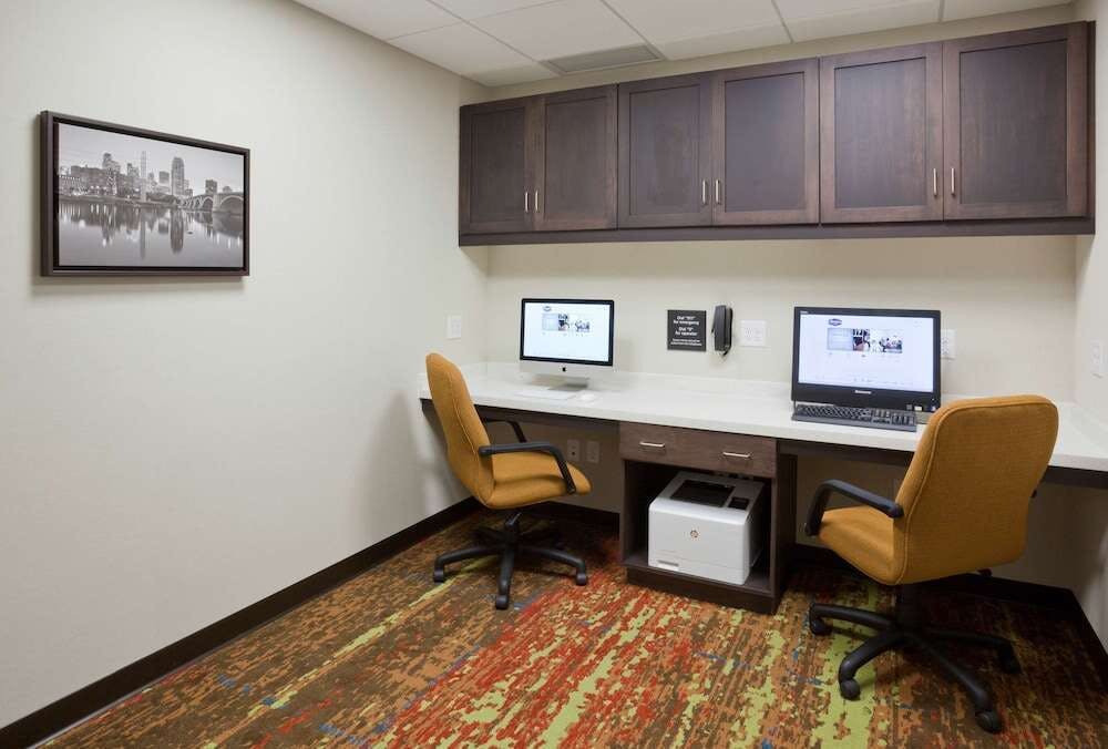 Hotel Hampton Inn Minneapolis Roseville photo 5