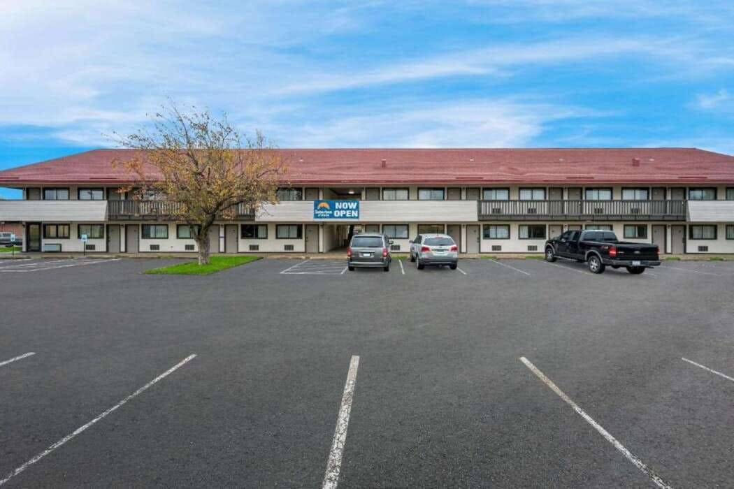 Suburban Studios Peoria, IL