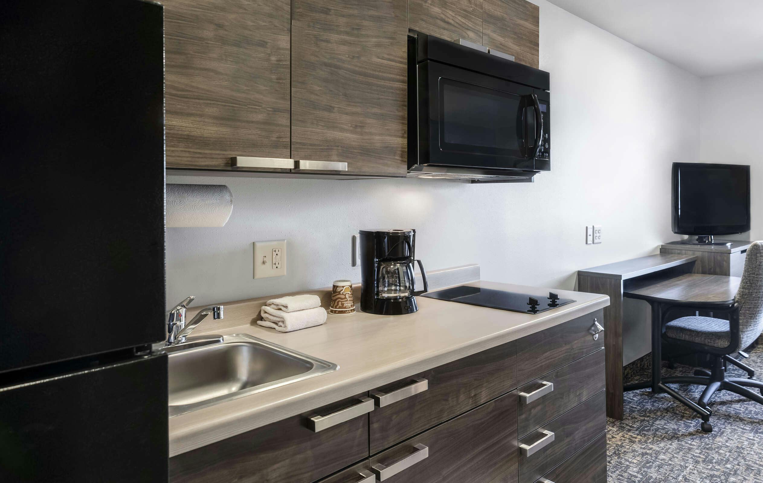 Hotel My Place Hotel- St Joseph, MO photo 5