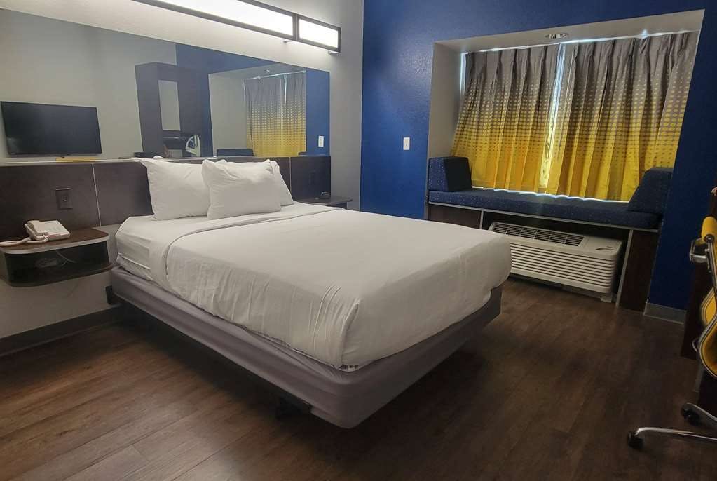 Hotel Microtel Inn & Suites by Wyndham Council Bluffs/Omaha photo 5