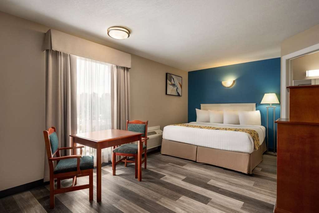 Hotel Baymont Hinton photo 4